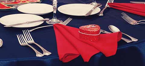Heart shaped tin wedding favors.